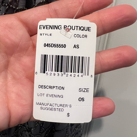 Adrianna Papell plus size beaded cocktail dress - Picture 7 of 12